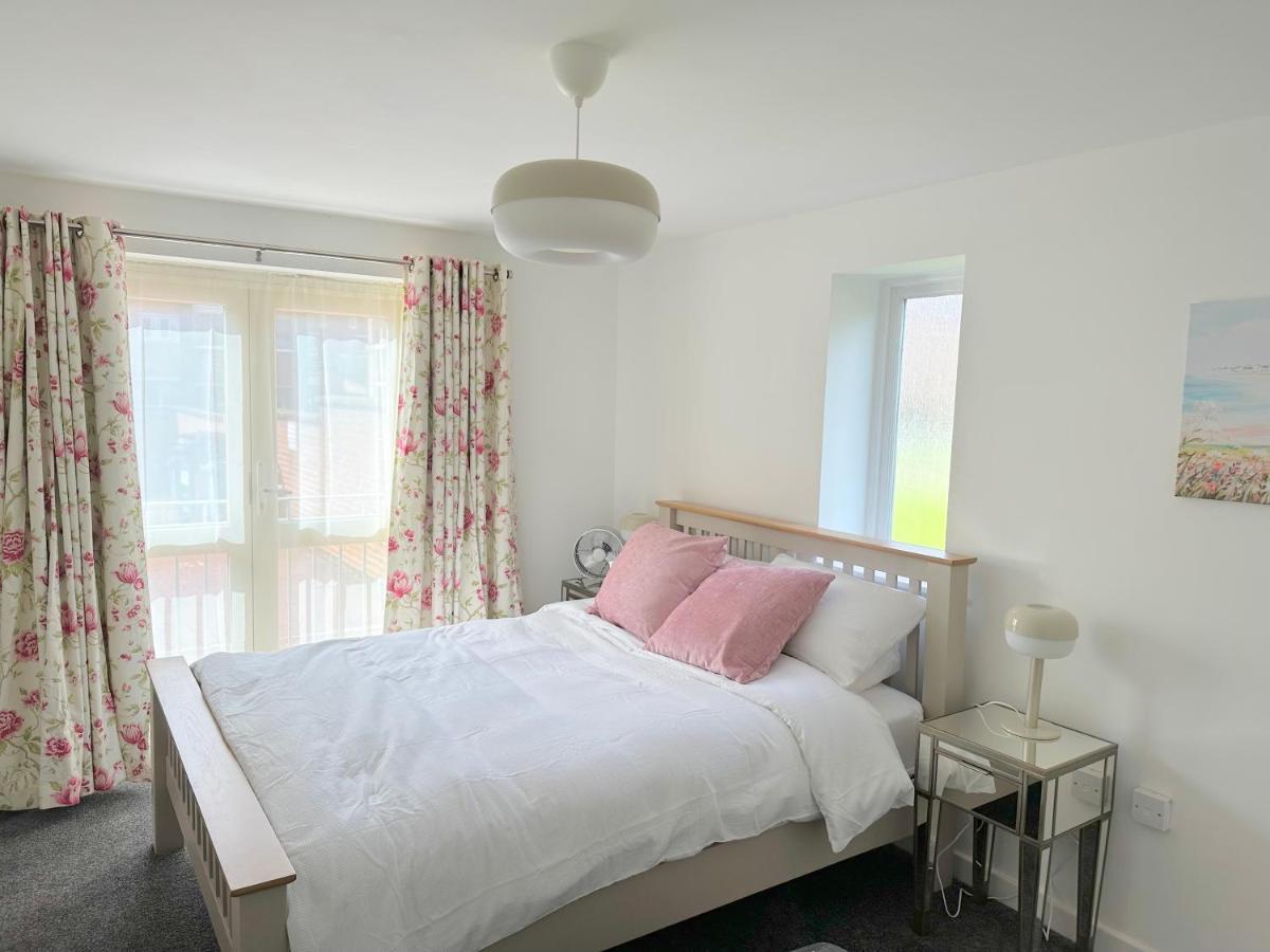 Superb 2 Bed 2 Bathroom Free Parking Derby Bagian luar foto